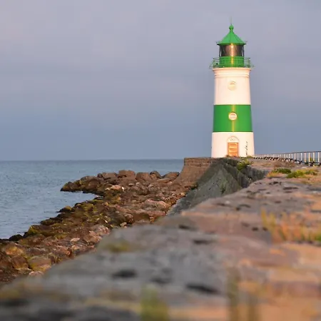 - Stilvoll, Grosszuegig Mit Sauna & Kamin * Wagersrott