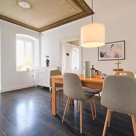 Appartement - Stilvoll, Grosszuegig Mit Sauna & Kamin