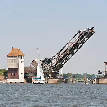 Appartement - Stilvoll, Grosszuegig Mit Sauna & Kamin *