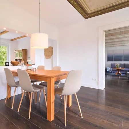 - Stilvoll, Grosszuegig Mit Sauna & Kamin * Wagersrott